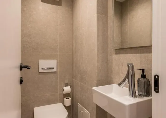 Luxury Luce Seaside Heated Pool Sauna Villa *