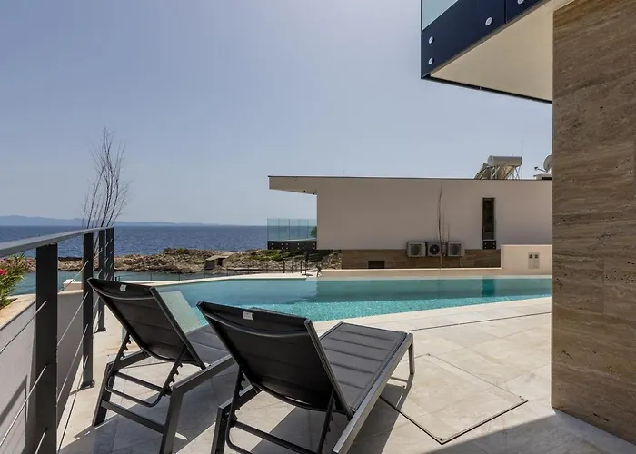 Villa Luxury Luce Seaside Heated Pool Sauna Potomje