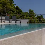 Luxury Luce Seaside Heated Pool Sauna Potomje