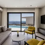 Вилла Luxury Luce Seaside Heated Pool Sauna *