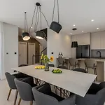 Вилла Luxury Luce Seaside Heated Pool Sauna