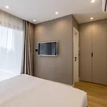 Вилла Luxury Luce Seaside Heated Pool Sauna *