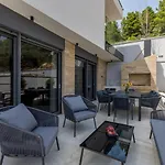 Luxury Luce Seaside Heated Pool Sauna * Potomje