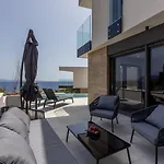 Villa Luxury Luce Seaside Heated Pool Sauna Potomje
