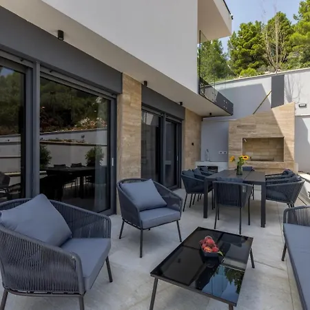 Luxury Luce Seaside Heated Pool Sauna * Potomje